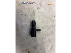 Gebruikte Nokkenas Sensor Toyota RAV4 (A5) 2.5 Hybrid 16V AWD Prijs € 30,00 Margeregeling aangeboden door Autobedrijf Brooks