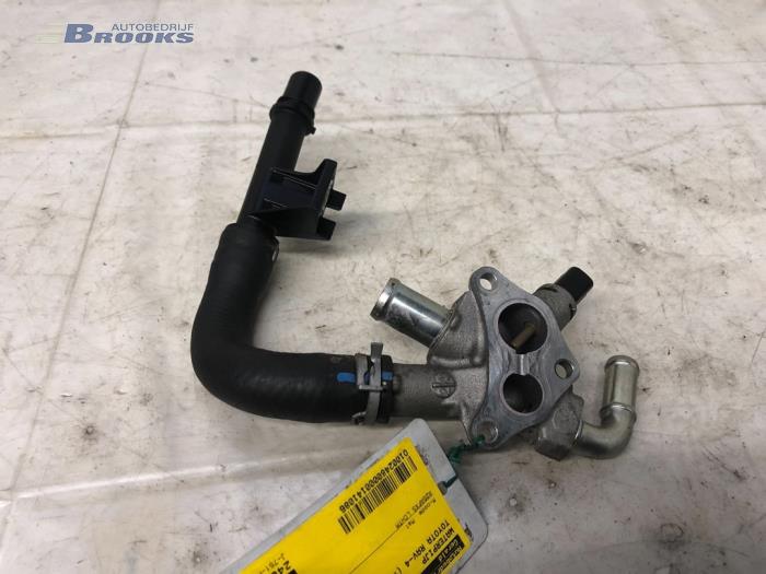 Gebruikte Waterpijp Toyota RAV4 (A5) 2.5 Hybrid 16V AWD Prijs € 30,00 Margeregeling aangeboden door Autobedrijf Brooks