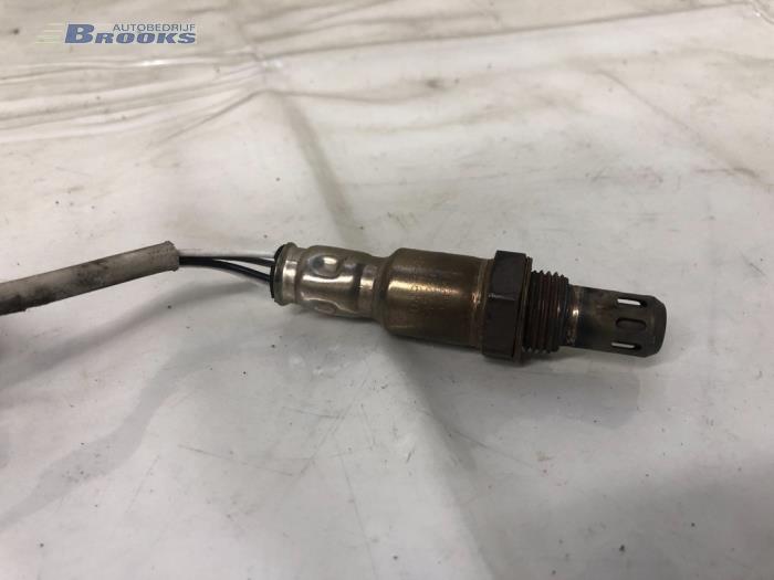 Gebruikte Lambda Sonde Renault Clio IV (5R) 0.9 Energy TCE 90 12V Prijs € 10,00 Margeregeling aangeboden door Autobedrijf Brooks