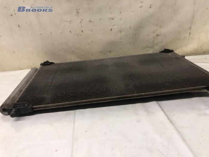 Gebruikte Airco Condensor Toyota Avensis Wagon (T27) 1.8 16V VVT-i Prijs € 100,00 Margeregeling aangeboden door Autobedrijf Brooks