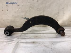 Gebruikte Draagarm rechts-achter Toyota Avensis Wagon (T27) 1.8 16V VVT-i Prijs op aanvraag aangeboden door Autobedrijf Brooks