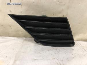 Gebruikte Bumper Rooster Toyota Avensis Wagon (T27) 1.8 16V VVT-i Prijs € 30,00 Margeregeling aangeboden door Autobedrijf Brooks