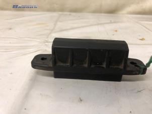 Gebruikte Handgreep Achterklep Toyota Avensis Wagon (T27) 1.8 16V VVT-i Prijs € 25,00 Margeregeling aangeboden door Autobedrijf Brooks