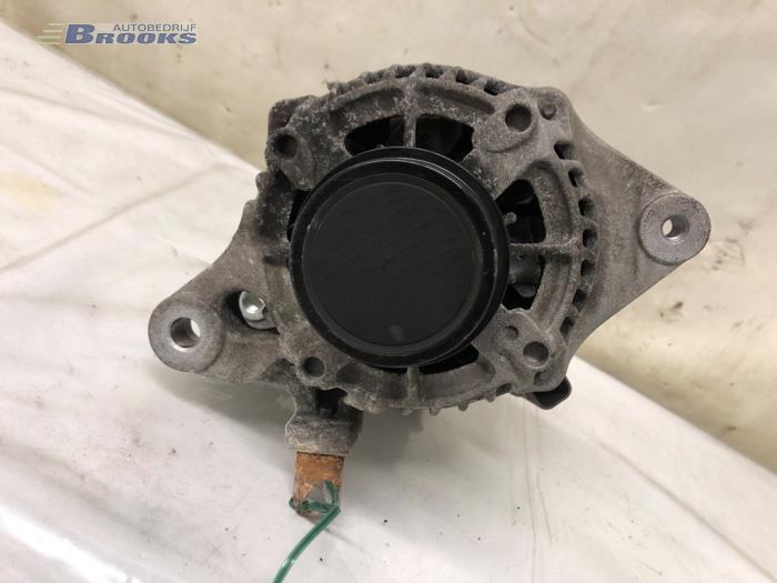 Gebruikte Dynamo Toyota Avensis Wagon (T27) 1.8 16V VVT-i Prijs € 100,00 Margeregeling aangeboden door Autobedrijf Brooks