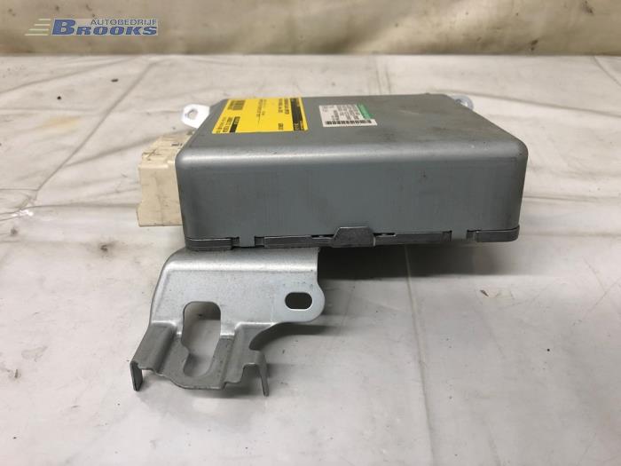 Stuurbekrachtiging Computer van een Toyota Avensis Wagon (T27) 1.8 16V VVT-i 2015