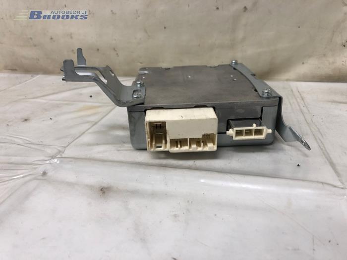 Stuurbekrachtiging Computer van een Toyota Avensis Wagon (T27) 1.8 16V VVT-i 2015