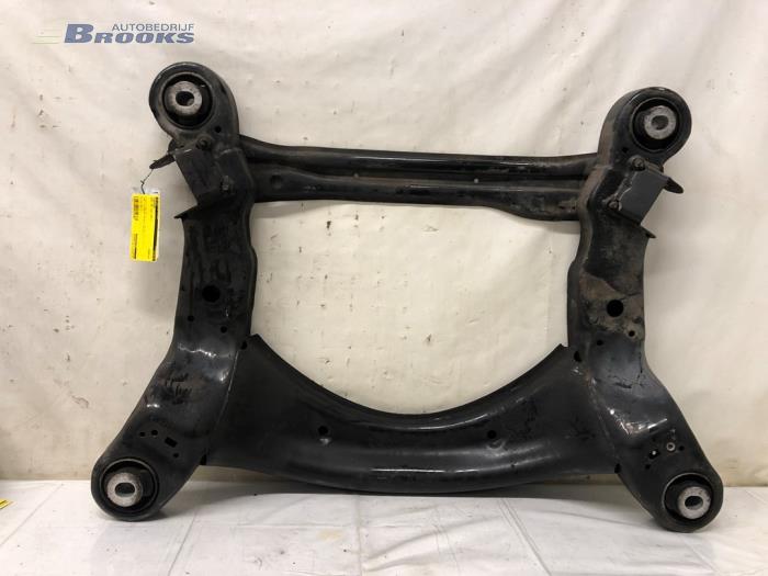Gebruikte Subframe Audi A6 Avant (C6) 2.7 TDI V6 24V Prijs € 60,00 Margeregeling aangeboden door Autobedrijf Brooks