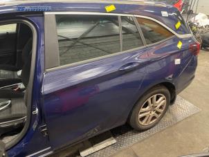 Gebruikte Portier 4Deurs links-achter Opel Astra K Sports Tourer 1.6 CDTI 110 16V Prijs € 750,00 Margeregeling aangeboden door Autobedrijf Brooks