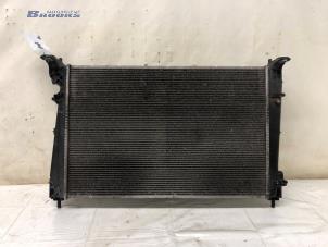 Gebruikte Radiateur Fiat Bravo (198A) 1.4 T-Jet 16V 120 Prijs € 30,00 Margeregeling aangeboden door Autobedrijf Brooks