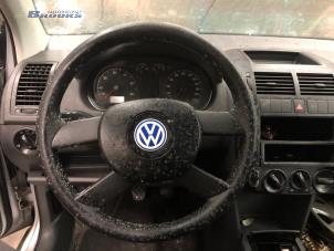 Gebruikte Kontaktslot + computer Volkswagen Polo IV (9N1/2/3) 1.2 12V Prijs € 100,00 Margeregeling aangeboden door Autobedrijf Brooks