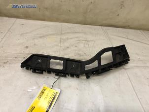 Gebruikte Bumpersteun rechts-achter Volkswagen Polo V (6R) 1.2 12V BlueMotion Technology Prijs € 10,00 Margeregeling aangeboden door Autobedrijf Brooks