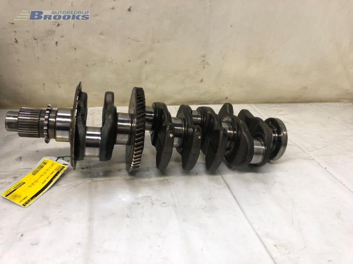 Krukas van een Toyota Verso 2.2 16V D-CAT 2010