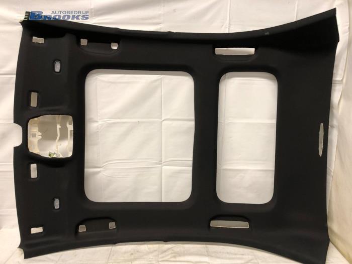 Gebruikte Hemelbekleding Mercedes C (W205) C-180 1.6 16V Prijs € 325,00 Margeregeling aangeboden door Autobedrijf Brooks