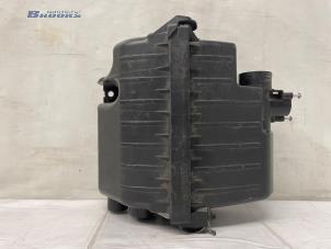 Gebruikte Luchtfilterhuis Mitsubishi Space Star (A0) 1.2 12V Prijs € 30,00 Margeregeling aangeboden door Autobedrijf Brooks