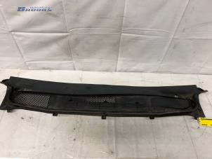 Gebruikte Paravent Mercedes A (W169) 1.7 A-170 5-Drs. Prijs € 30,00 Margeregeling aangeboden door Autobedrijf Brooks