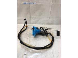 Gebruikte Tankvlotter Volkswagen Tiguan (5N1/2) 2.0 TSI 16V 4Motion Prijs € 25,00 Margeregeling aangeboden door Autobedrijf Brooks