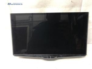 Gebruikte Display Multi Media regelunit Lynk &amp; Co 01 1.5 PHEV Prijs € 695,00 Margeregeling aangeboden door Autobedrijf Brooks