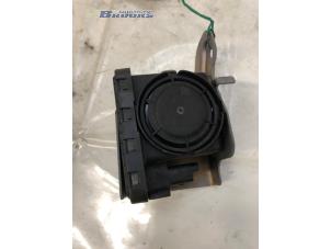 Gebruikte Alarm sirene Lynk &amp; Co 01 1.5 PHEV Prijs € 20,00 Margeregeling aangeboden door Autobedrijf Brooks