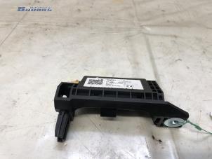 Gebruikte Antenne Versterker Lynk &amp; Co 01 1.5 PHEV Prijs € 35,00 Margeregeling aangeboden door Autobedrijf Brooks