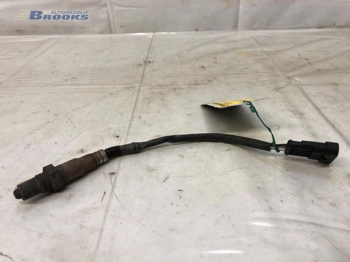 Gebruikte Lambda Sonde Fiat Grande Punto (199) 1.4 Prijs € 10,00 Margeregeling aangeboden door Autobedrijf Brooks