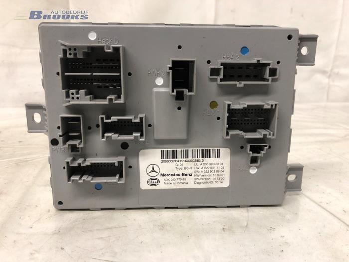 Gebruikte Module Bodycontrol Mercedes C (W205) C-180 1.6 16V Prijs € 50,00 Margeregeling aangeboden door Autobedrijf Brooks