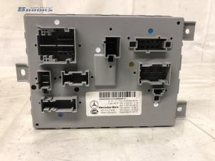 Gebruikte Module Bodycontrol Mercedes C (W205) C-180 1.6 16V Prijs € 50,00 Margeregeling aangeboden door Autobedrijf Brooks