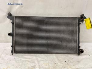 Gebruikte Radiateur Seat Alhambra (7V8/9) 2.0 Prijs € 20,00 Margeregeling aangeboden door Autobedrijf Brooks