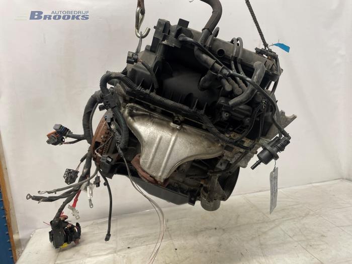 Gebruikte Motor Renault Twingo II (CN) 1.2 16V Prijs € 200,00 Margeregeling aangeboden door Autobedrijf Brooks