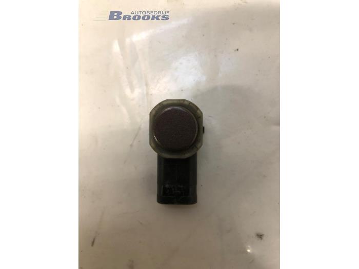 Gebruikte Sensor PDC Volkswagen Polo V (6R) 1.2 12V BlueMotion Technology Prijs € 10,00 Margeregeling aangeboden door Autobedrijf Brooks