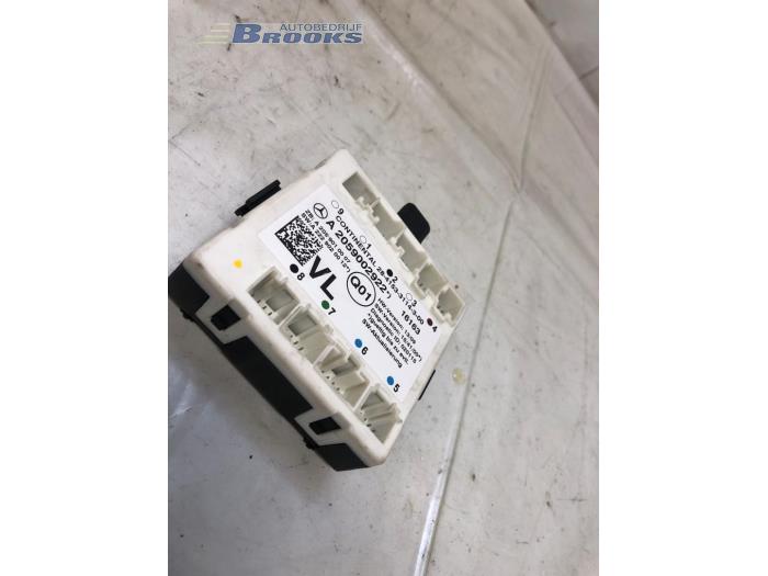 Gebruikte Module Centrale Deurvergrendeling Mercedes C (W205) C-180 1.6 16V Prijs € 20,00 Margeregeling aangeboden door Autobedrijf Brooks