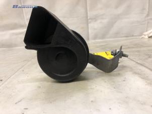 Gebruikte Claxon Mercedes C (W205) C-180 1.6 16V Prijs € 15,00 Margeregeling aangeboden door Autobedrijf Brooks