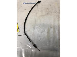 Gebruikte Uitlaat temperatuursensor Opel Movano 2.3 CDTi 16V FWD Prijs € 30,00 Margeregeling aangeboden door Autobedrijf Brooks