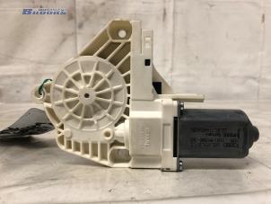 Gebruikte Motor portierruit Audi A6 Avant (C6) 2.7 TDI V6 24V Prijs € 15,00 Margeregeling aangeboden door Autobedrijf Brooks