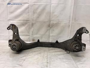 Gebruikte Drager vooras Volkswagen Touareg (7LA/7L6) 4.2 V8 40V Prijs € 200,00 Margeregeling aangeboden door Autobedrijf Brooks