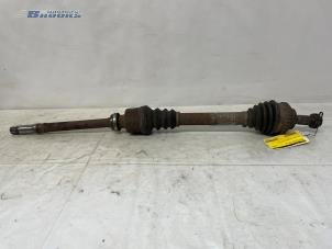 Gebruikte Aandrijfas rechts-voor Citroen Berlingo Cinqspace, Multispace 1.4i Prijs € 15,00 Margeregeling aangeboden door Autobedrijf Brooks