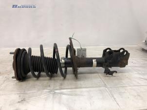 Gebruikte Voorpoot rechts Toyota Avensis Wagon (T27) 1.8 16V VVT-i Prijs € 40,00 Margeregeling aangeboden door Autobedrijf Brooks