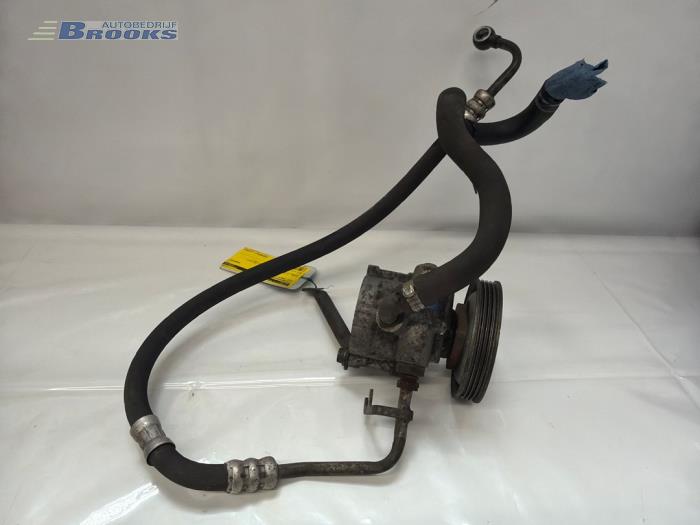Gebruikte Stuurpomp Fiat Doblo Cargo (223) 1.3 D 16V Multijet DPF Prijs € 20,00 Margeregeling aangeboden door Autobedrijf Brooks