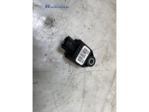 Gebruikte Airbag Sensor Toyota Avensis Wagon (T27) 1.8 16V VVT-i Prijs € 20,00 Margeregeling aangeboden door Autobedrijf Brooks