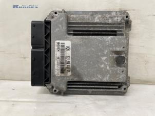 Gebruikte Computer Motormanagement Volkswagen Caddy III (2KA,2KH,2CA,2CH) 2.0 SDI Prijs € 50,00 Margeregeling aangeboden door Autobedrijf Brooks