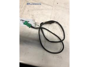Gebruikte Lambda Sonde Peugeot 206 CC (2D) 2.0 16V Prijs € 25,00 Margeregeling aangeboden door Autobedrijf Brooks