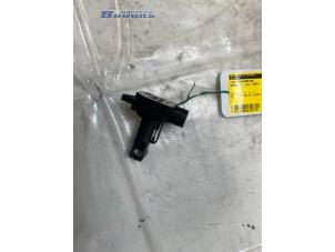 Gebruikte Luchtmassameter Mazda 3 Sport (BK) 1.6i 16V Prijs € 15,00 Margeregeling aangeboden door Autobedrijf Brooks