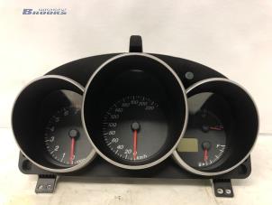 Gebruikte Tellerklok Mazda 3 Sport (BK) 1.6i 16V Prijs € 25,00 Margeregeling aangeboden door Autobedrijf Brooks