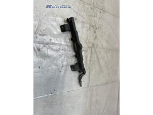 Gebruikte Verstuiver brug Mazda 3 Sport (BK) 1.6i 16V Prijs € 15,00 Margeregeling aangeboden door Autobedrijf Brooks