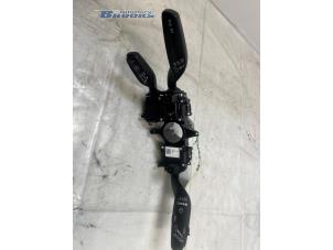 Gebruikte Stuurkolomschakelaar Audi A4 Avant (B8) 2.0 TDI 16V Prijs € 100,00 Margeregeling aangeboden door Autobedrijf Brooks