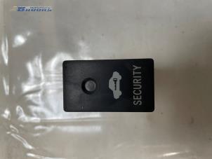 Gebruikte Controlelampjes module Toyota RAV4 (A2) 2.0 D-4D 16V 4x4 Prijs € 20,00 Margeregeling aangeboden door Autobedrijf Brooks