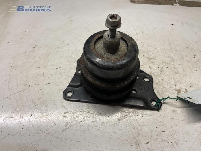 Gebruikte Motorsteun Volkswagen Fox (5Z) 1.2 Prijs € 15,00 Margeregeling aangeboden door Autobedrijf Brooks