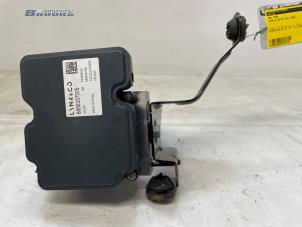 Gebruikte ABS Pomp Lynk &amp; Co 01 1.5 PHEV Prijs € 120,00 Margeregeling aangeboden door Autobedrijf Brooks