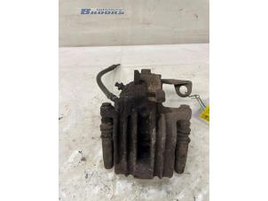 Gebruikte Remklauw (Tang) links-achter Volkswagen Golf IV (1J1) 1.6 16V Prijs € 20,00 Margeregeling aangeboden door Autobedrijf Brooks