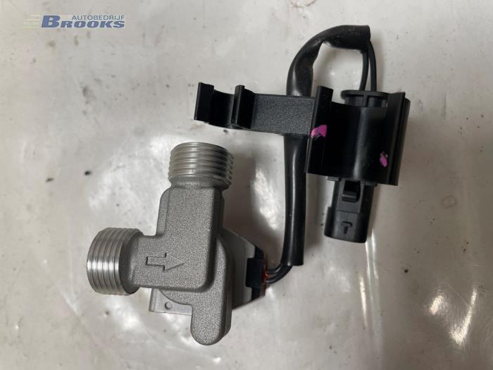 Gebruikte Airco expansieklep Lynk &amp; Co 01 1.5 PHEV Prijs € 50,00 Margeregeling aangeboden door Autobedrijf Brooks