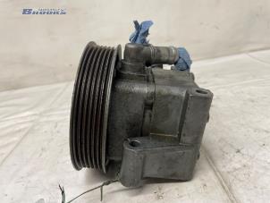 Gebruikte Pomp Servo Ford Focus 2 Wagon 1.6 Ti-VCT 16V Prijs € 95,00 Margeregeling aangeboden door Autobedrijf Brooks